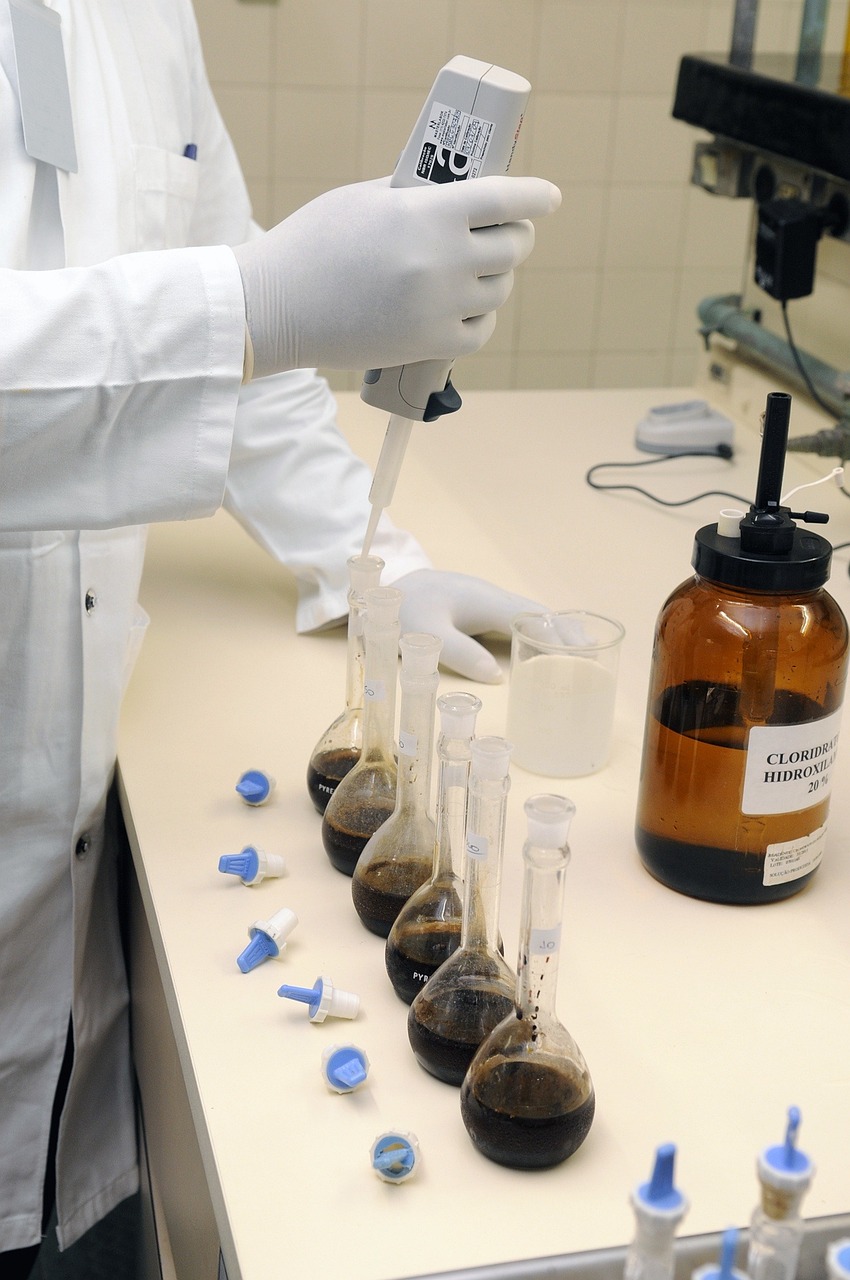 反應溫和、可控性好的新癸酸鋅，是精密聚氨酯合成的理想催化劑